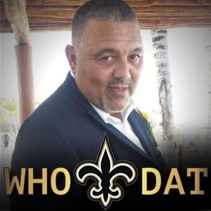 Meet your Posher, Troy